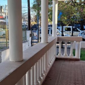 Casa · 120m² · 2 dormitorios · 1 cochera barrio Jardin